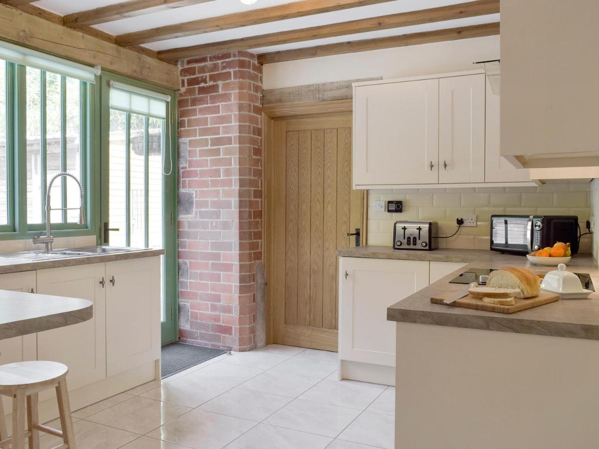 The Coach House At Stable Cottage Derwydd Extérieur photo