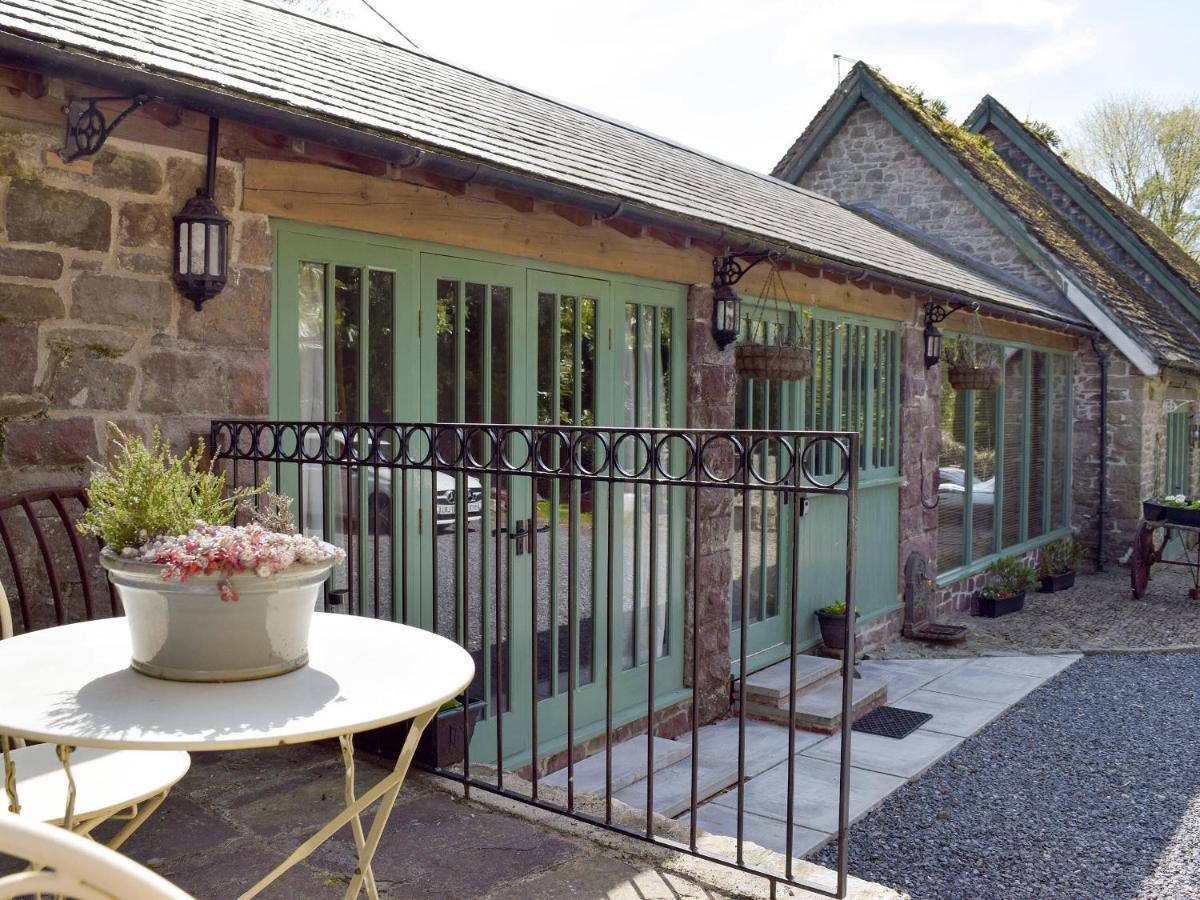 The Coach House At Stable Cottage Derwydd Extérieur photo