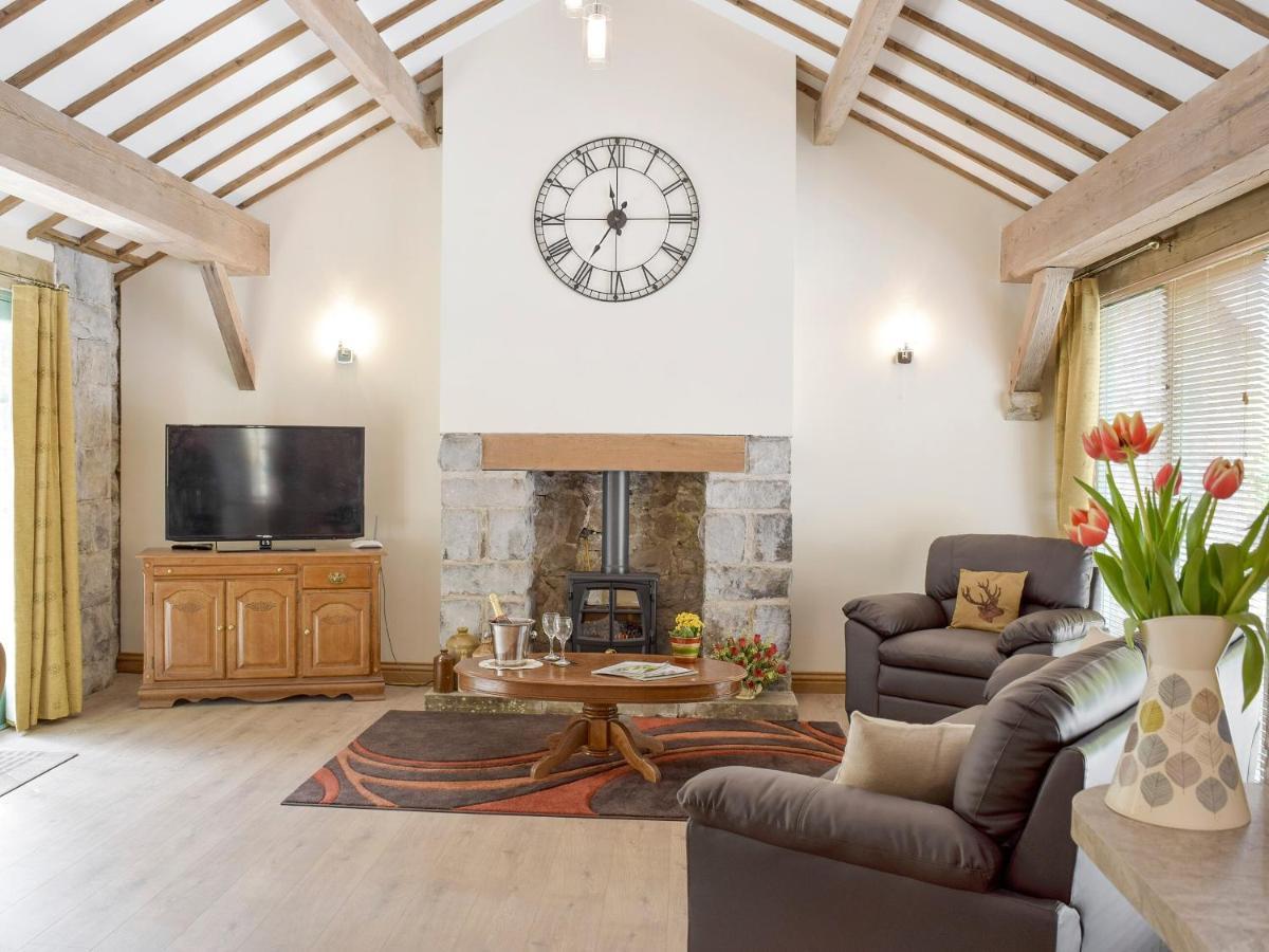 The Coach House At Stable Cottage Derwydd Extérieur photo